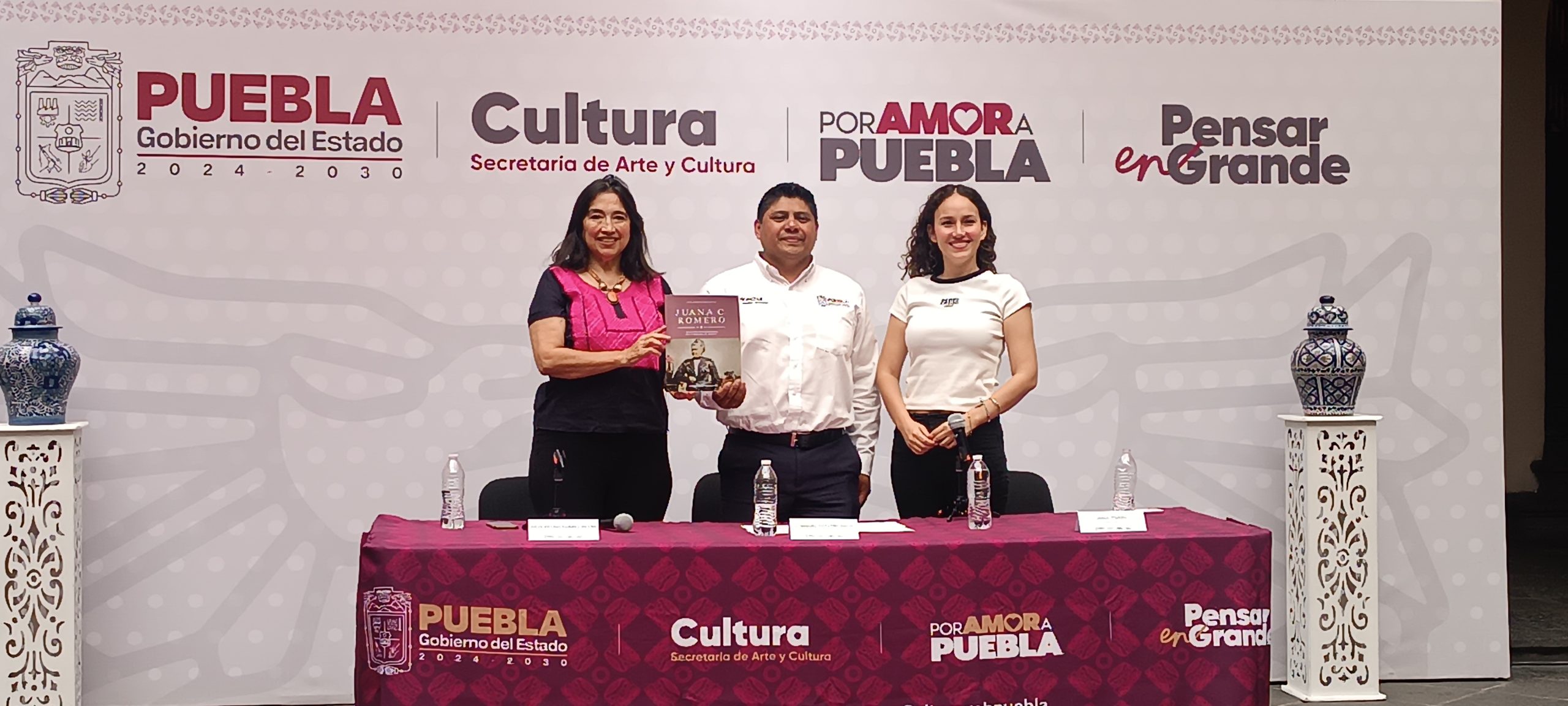 Puebla rinde homenaje a Juana C. Romero con la presentación de un libro que rescata su legado histórico